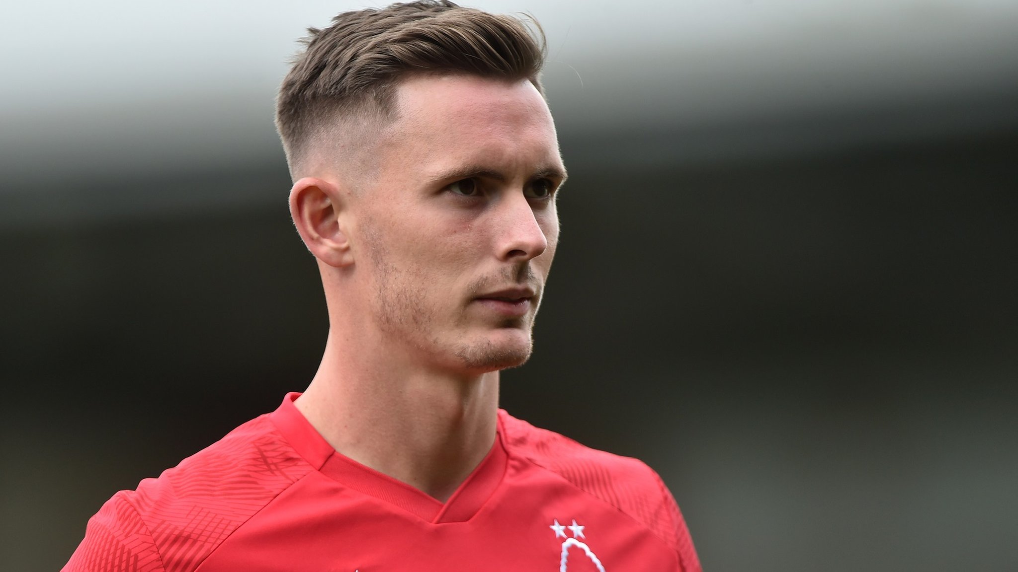 Dean Henderson: On-loan Forest goalkeeper calls Man Utd treatment 'criminal'