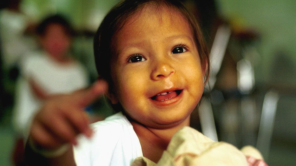 El número de niños de menos de 1 año fallecidos es en 2016 muy superior al de 2015. Niña