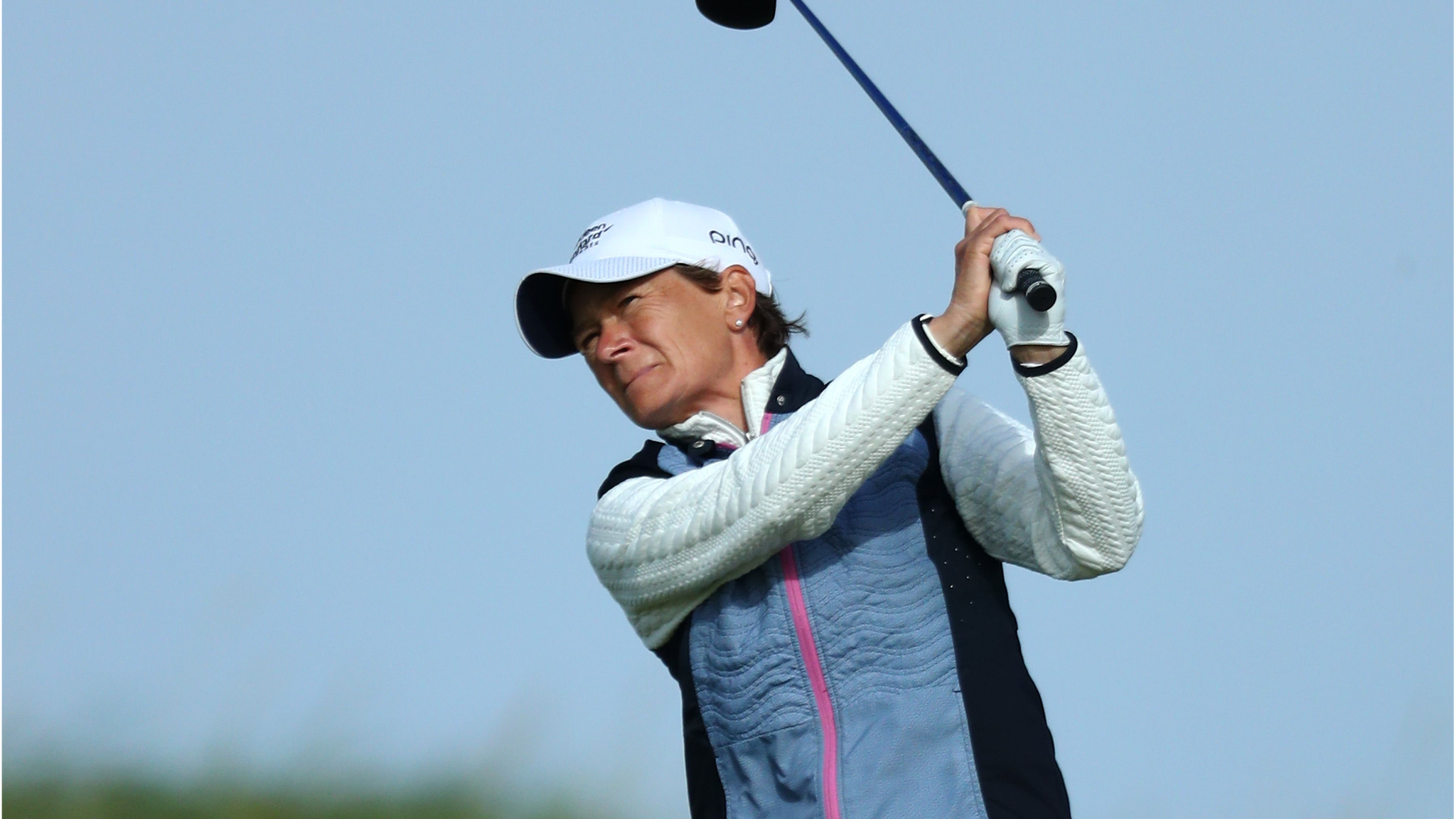 AIG Women's Open: Catriona Matthew four shots off lead at Royal Troon