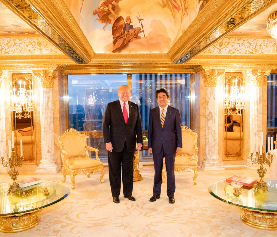 President Donald Trump and Japanese Prime Minister Abe Shinzo in the penthouse suite of Trump Tower on 24 September 2018