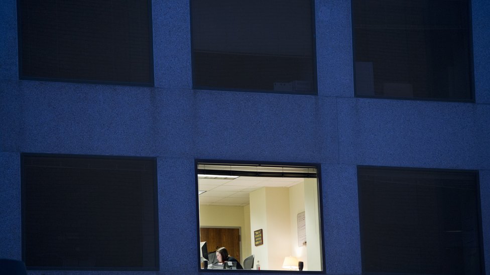 En las oficinas podrían emplearse las mismas tácticas de sabotaje usadas en los conflictos armados. (Crédito: Andrew Caballero-Reynolds) Oficina