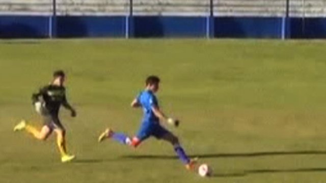 Uruguayan keeper scores wonder goal