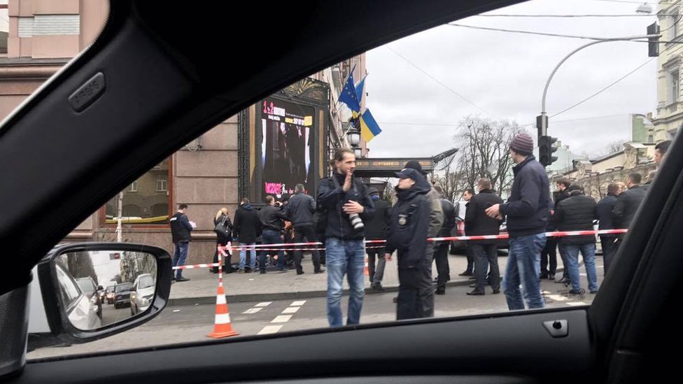 Журналісти