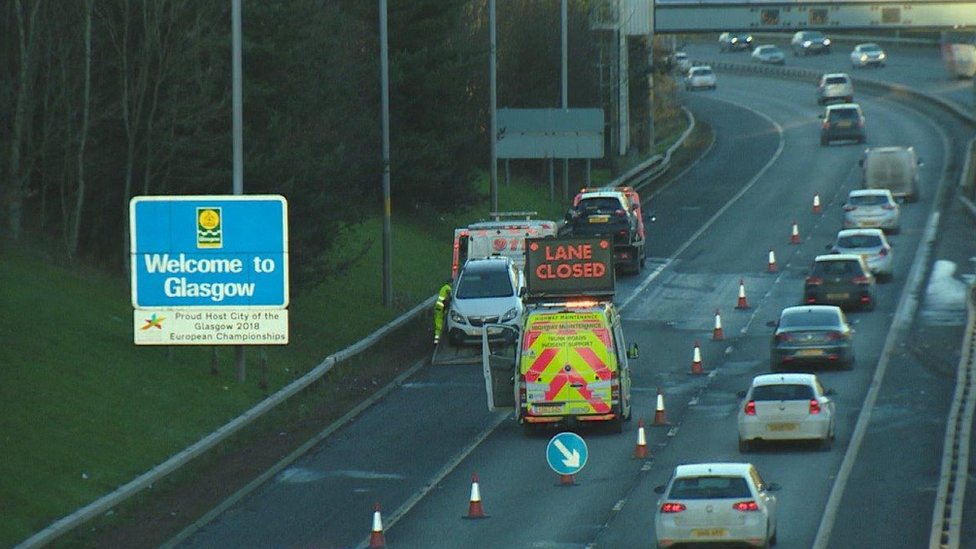 M77 Reopens After Crash Involving Eight Vehicles - BBC News