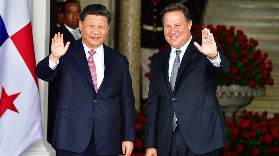 Xi Jinping, presidente de China y Juan Carlos Varela, presidente de Panamá.