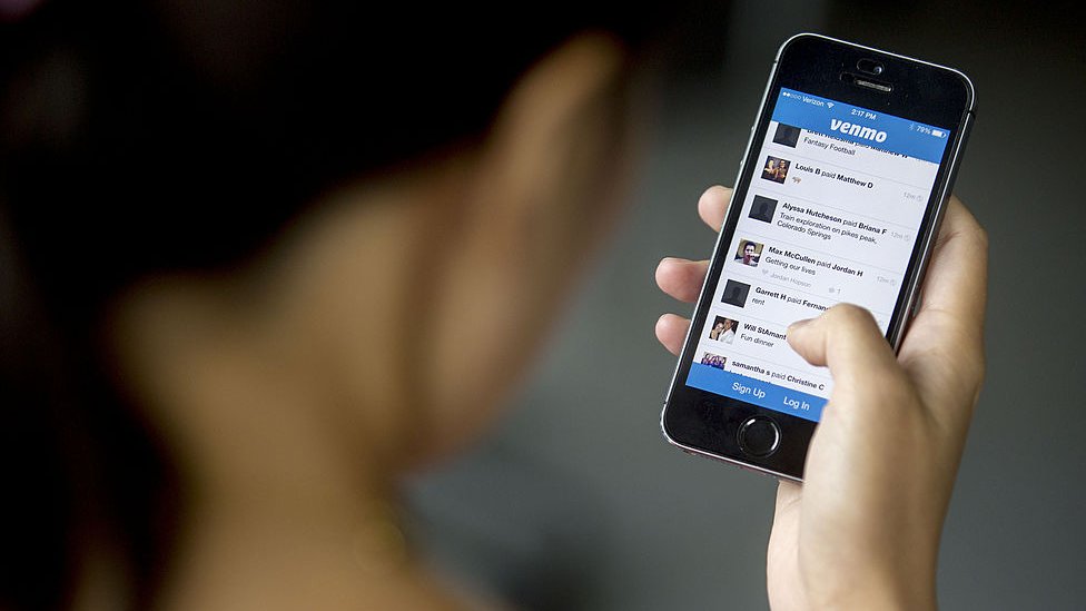Venmo permite gestionar pagos entre amigos fácilmente. Venmo