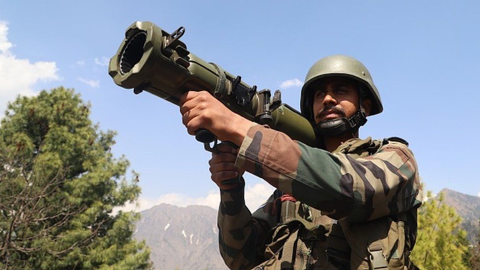 Pakistan Ki Army Xnxx - Agnipath: Protests over Indian army's new hiring plan intensify - BBC News