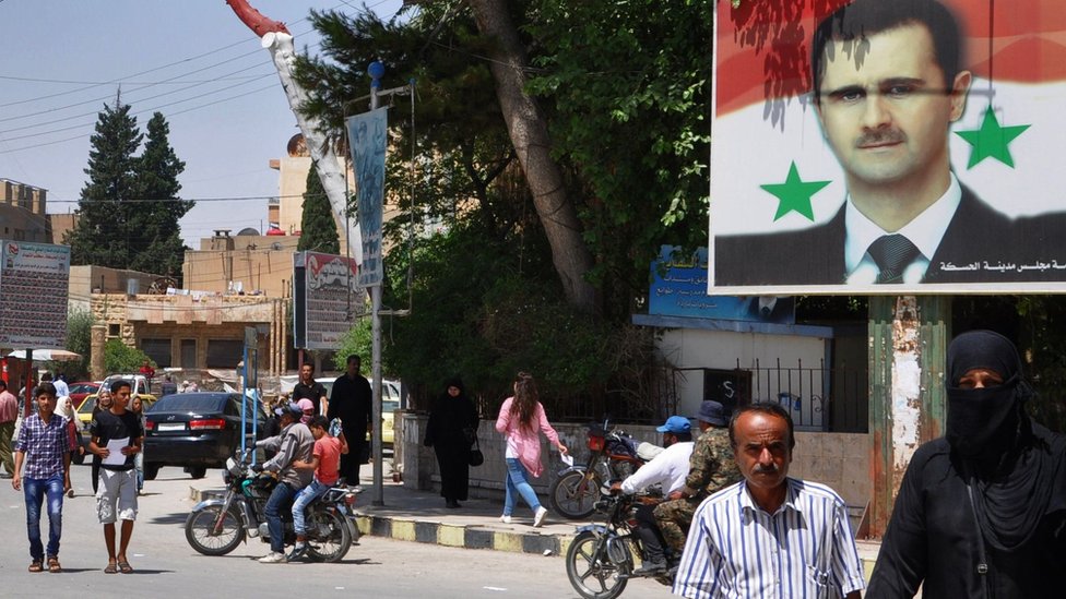 Todo cambió en el conflicto después de 2015 cuando Rusia intervino de forma decisiva apoyando a las fuerzas de Asad. Damasco