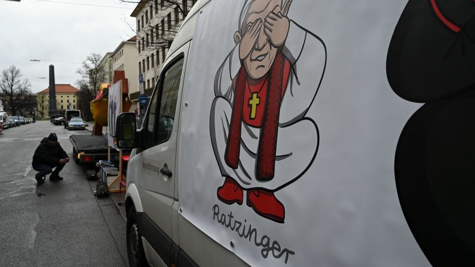 Protesta contra Joseph Ratzinger