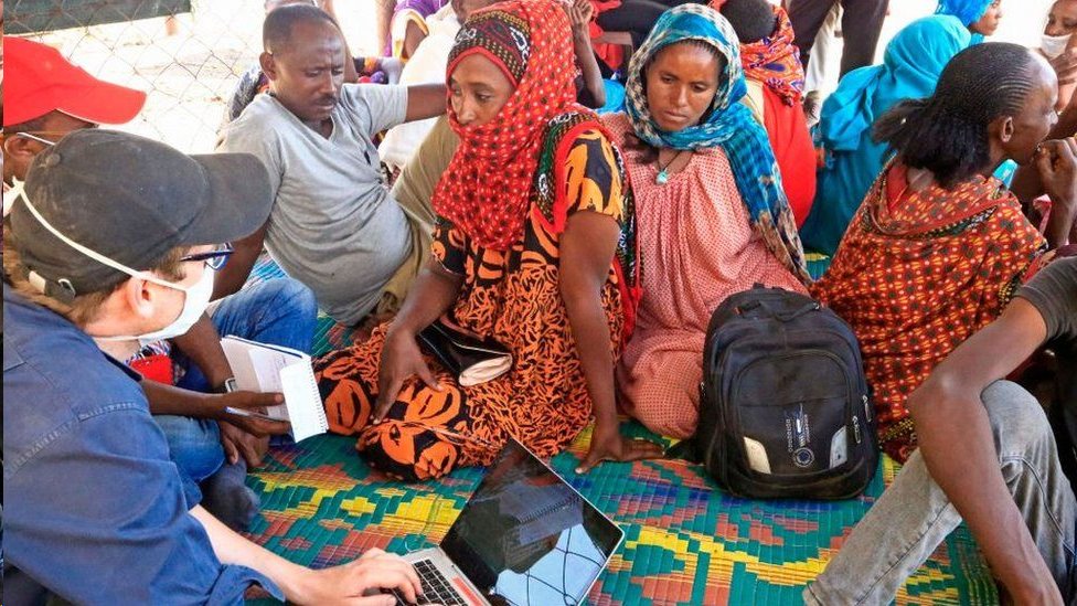 فر عشرات الآلاف من الأشخاص من الصراع في تيغراي إلى السودان