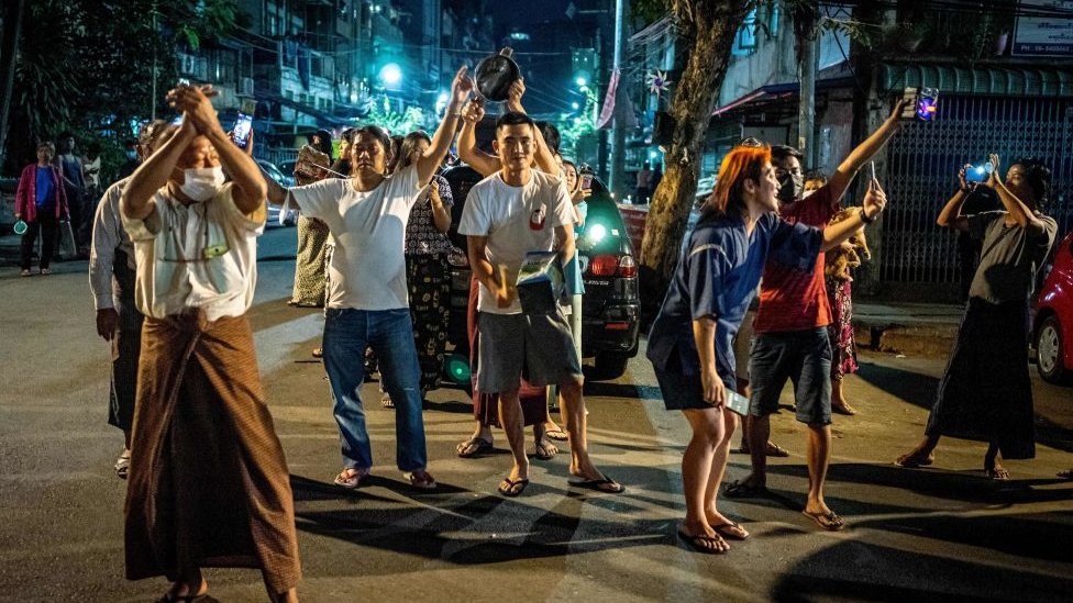 Protes pada Rabu malam di Yangon, 3 Februari 2021