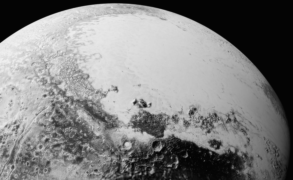 Синтетический вид Плутона