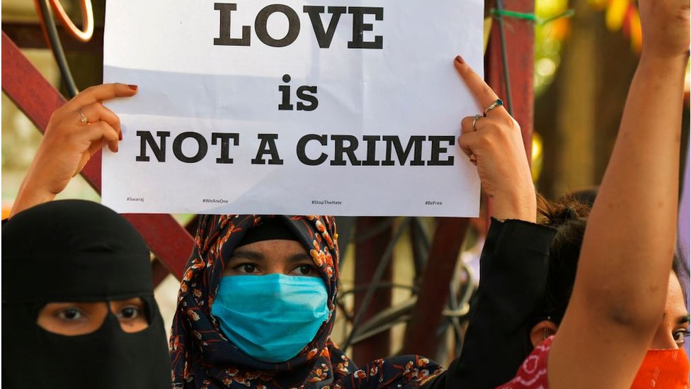 India Muslim man arrested under 'love jihad law'