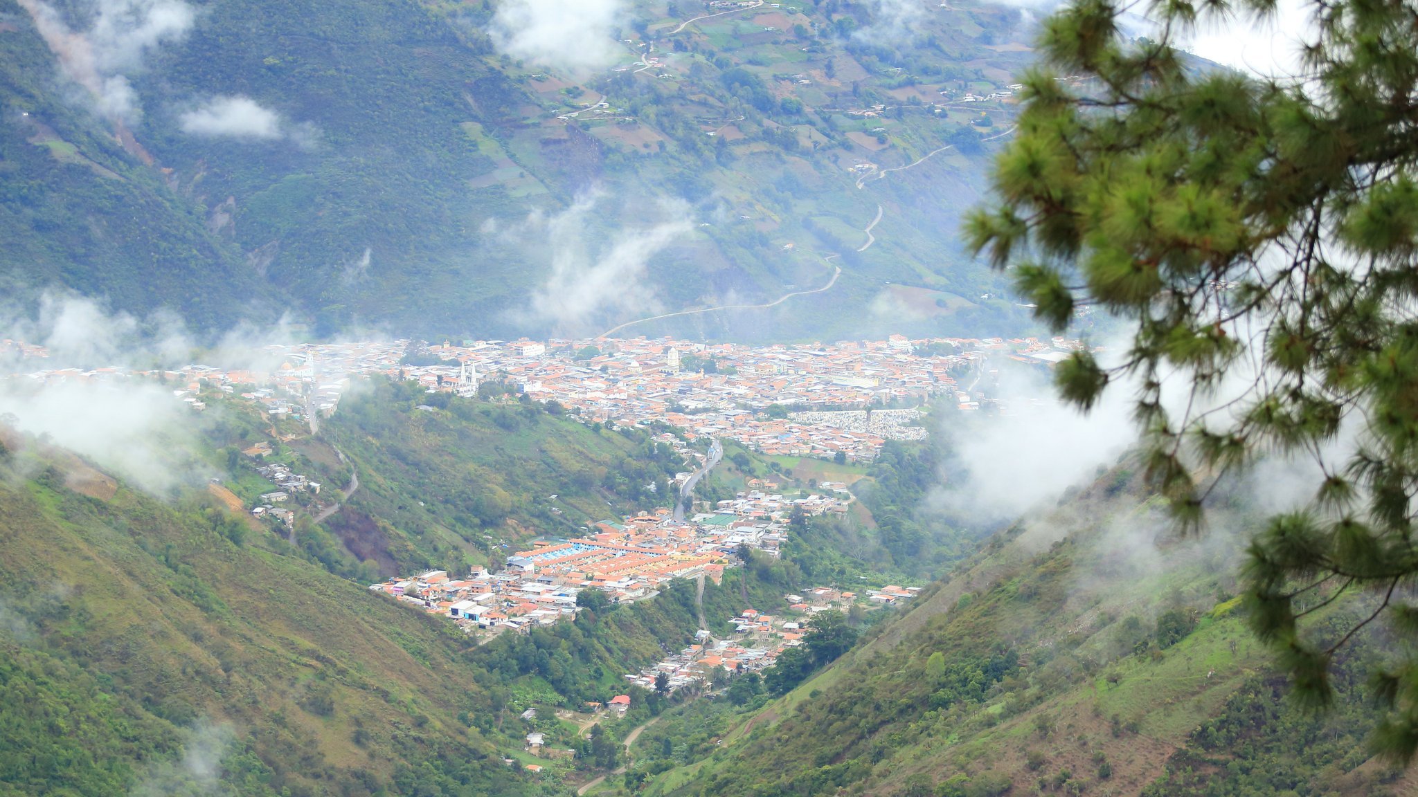 Venezuelans on spiritual mountain retreat reported missing - BBC News