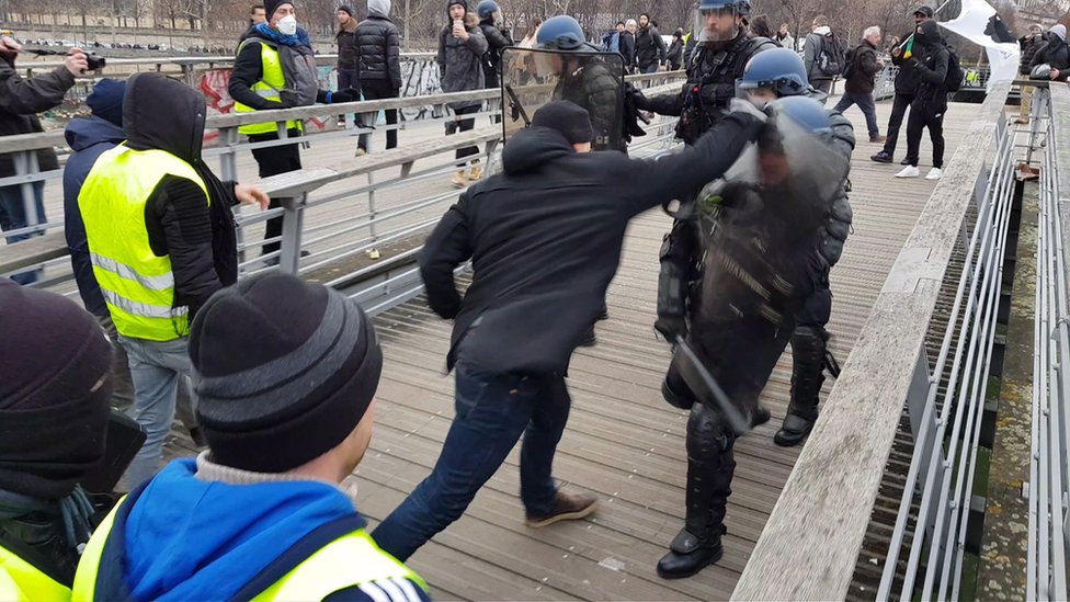 Tuča na ulicama Pariza, januar 2019.