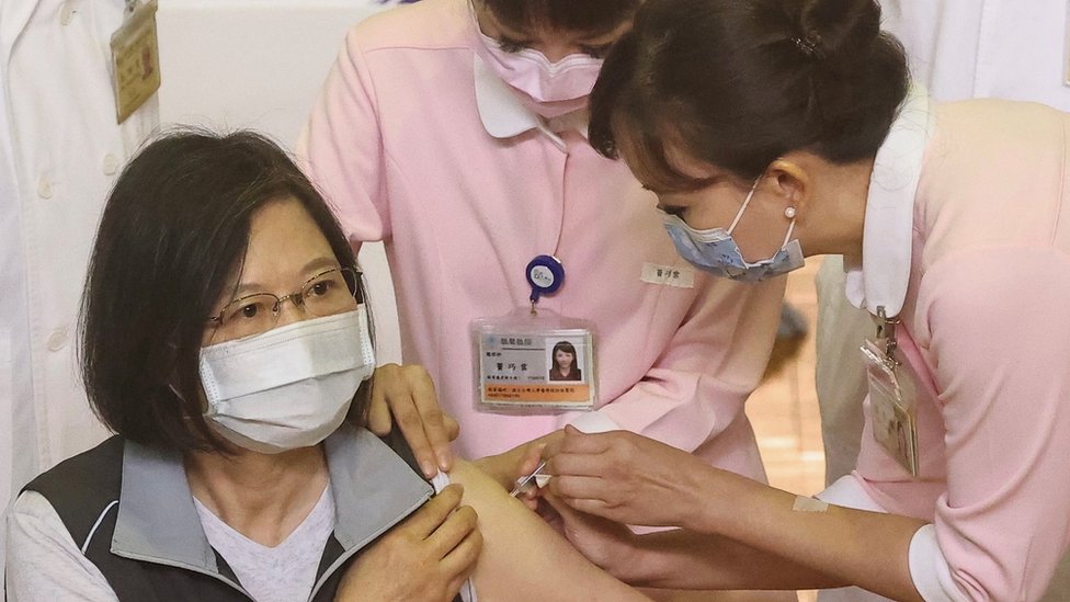 Taiwan"s President Tsai Ing-wen receives her second dose of the domestically developed Medigen Vaccine Biologics Corp coronavirus disease (COVID-19) vaccine in Taipei, Taiwan, September 30, 2021