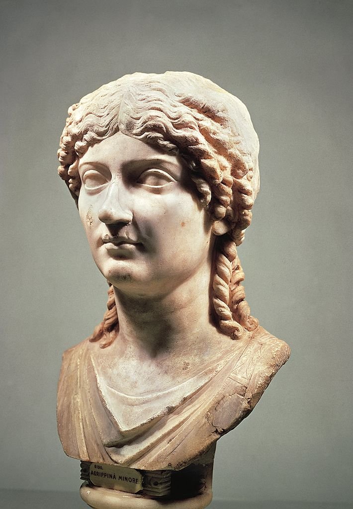 busto de Agrippina