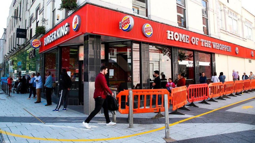 Аутлет Burger King в Кардиффе в июне 2020 года