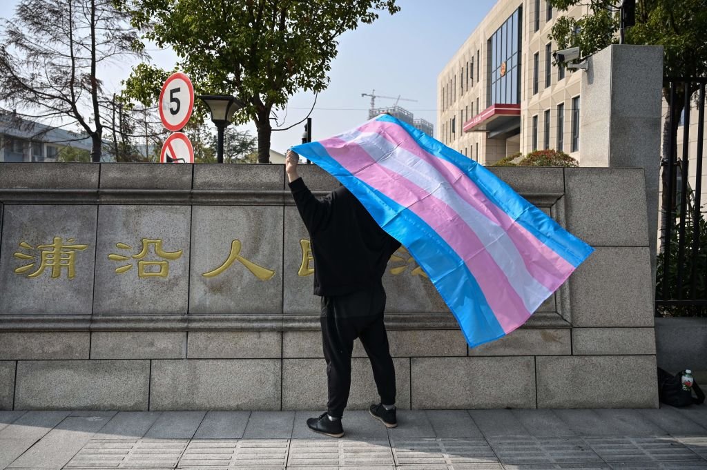 圖為一名中國跨性別女士不滿被解僱而起訴前僱主。