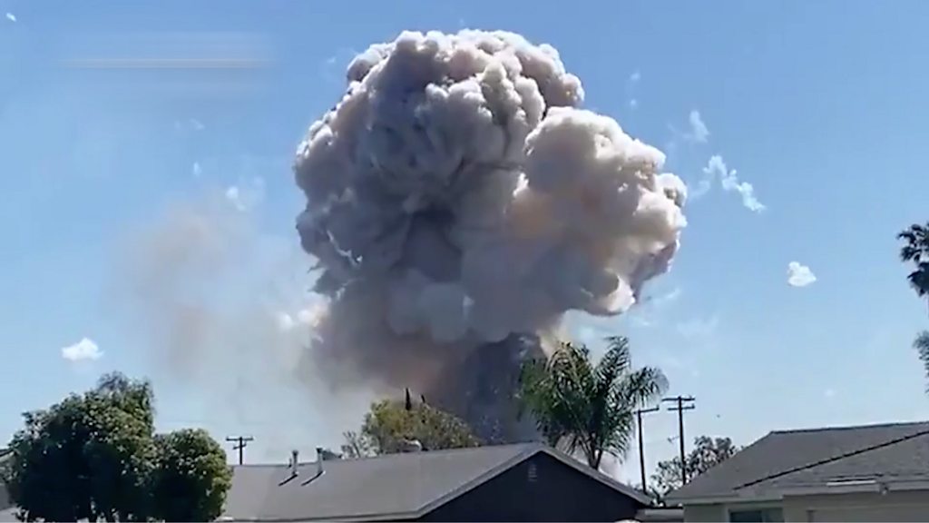 Video captures huge Ontario, California fireworks explosion