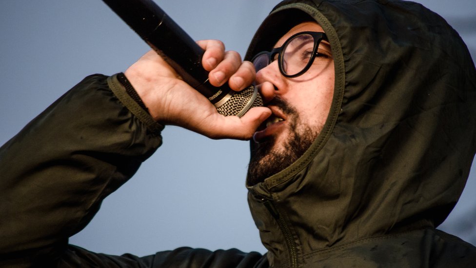 Rapper Josep Miguel Arenas, known as Valtònyc, performs during a demonstration in Barcelona, 17 March 2018