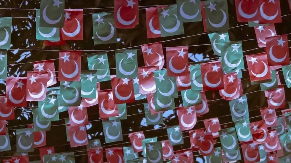 ਪਾਕਿਸਤਾਨ ਦੇ ਝੰਡੇ