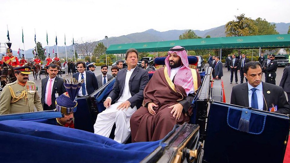 بن سلمان ورئيس الوزراء الباكستاني