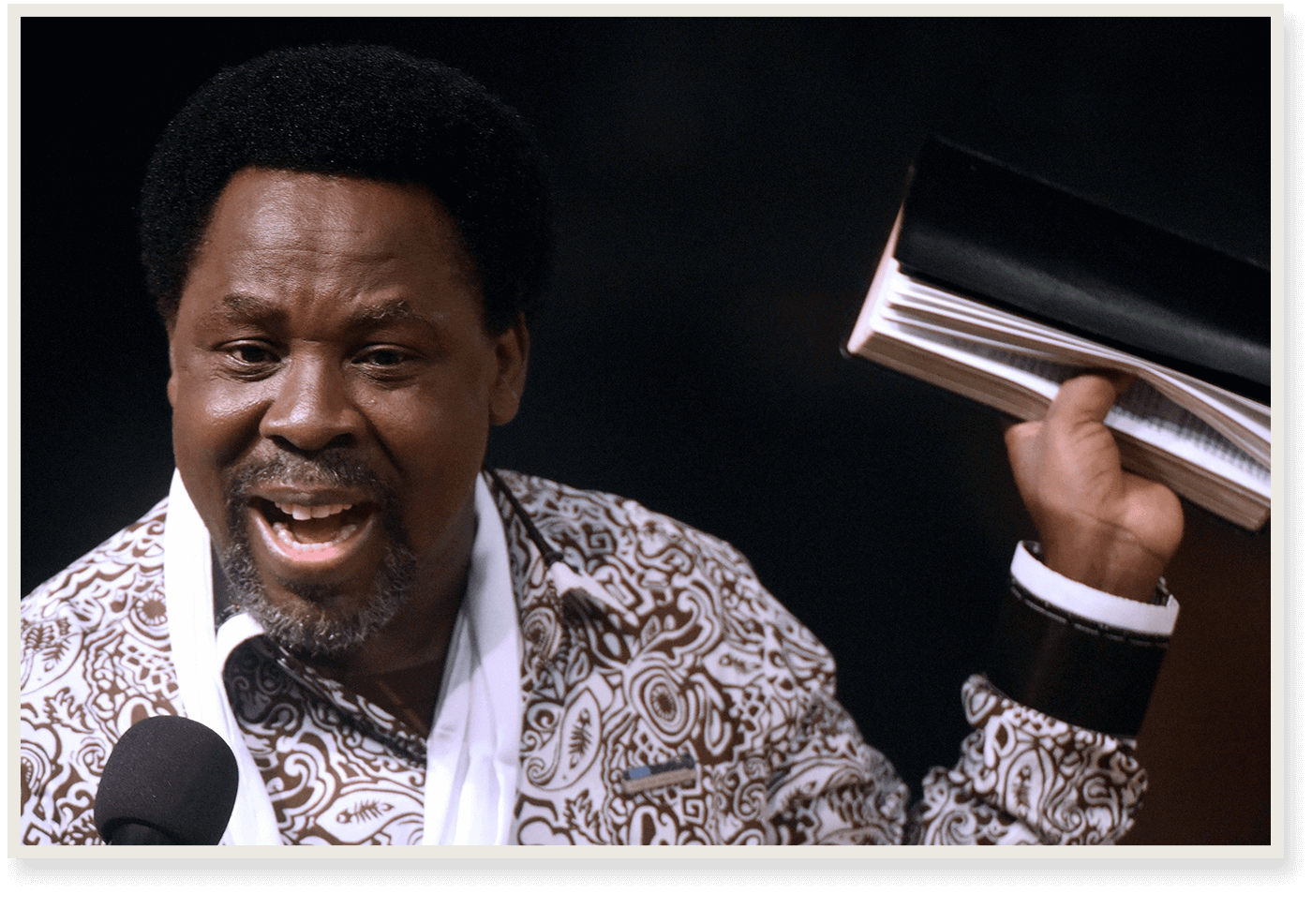 Nigerian pastor TB Joshua speaks during a service at his Lagos megachurch - 31 December 2014