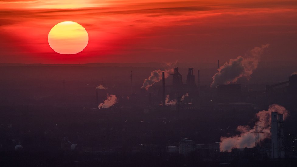 Para analistas, "la retirada de EE.UU. puede aumentar la presión de populistas y nacionalistas en otros países para hacer lo mismo". Calentamiento global