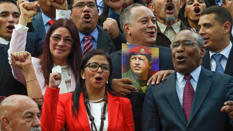 Se espera que la pronta aprobación de las ocho leyes, ya que la Asamblea Nacional Constituyente está integrada únicamente por oficialistas. Miembros de la Asamblea Nacional Constituyente como Cilia Flores, Delcy Rodríguez, Diosdado Cabello y Aristobulo Isturiz.