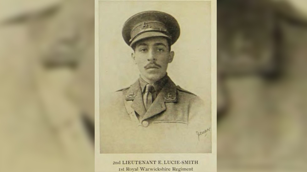 2-й лейтенант Юан Люси-Смит