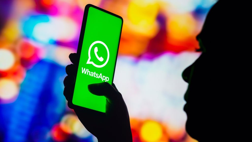 Report : WhatsApp Passkey Feature For Account Verification To Launch Soon.