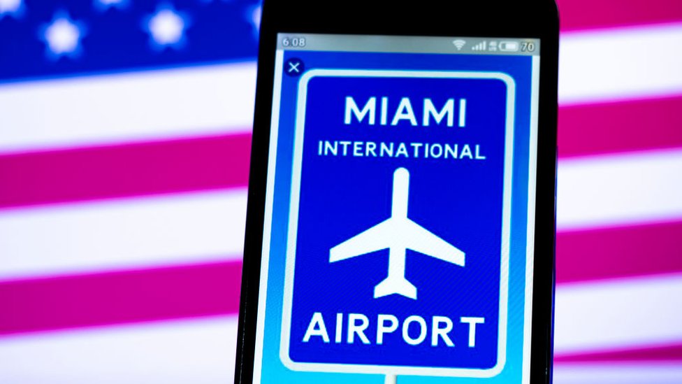 Cartel del aeropuerto internacional de Miami