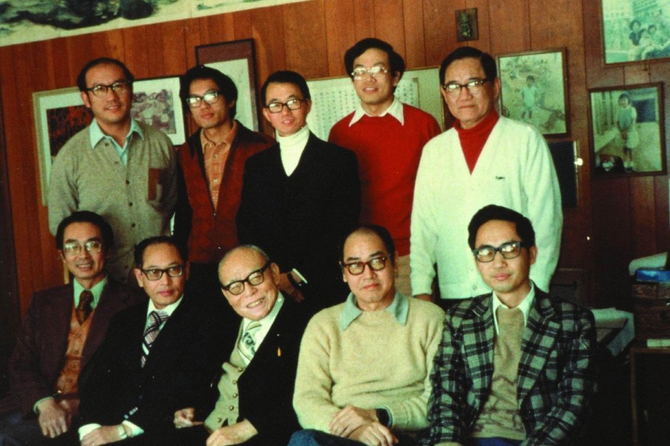 Shih Chin-tay (second from left at the back) along with other engineers in 1977