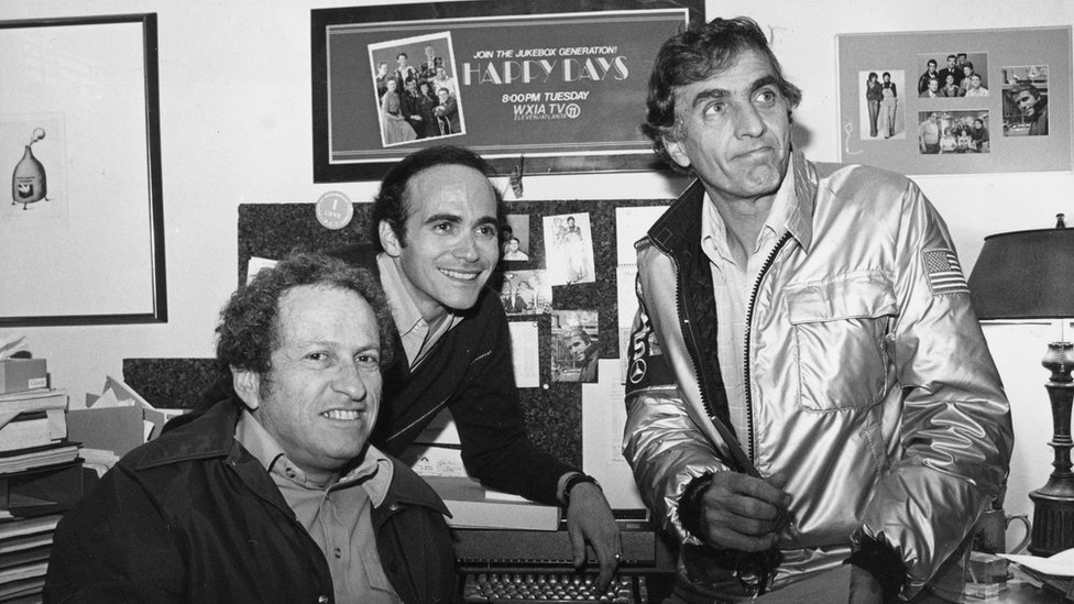 Продюсеры Happy Days (слева направо), Эд Милкис, Том Миллер и Гарри Маршалл, в Лос-Анджелесе в 1978 году