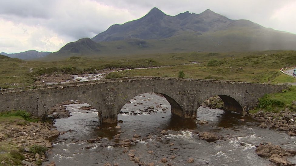 Is Skye reaching the limit for tourists? - BBC News