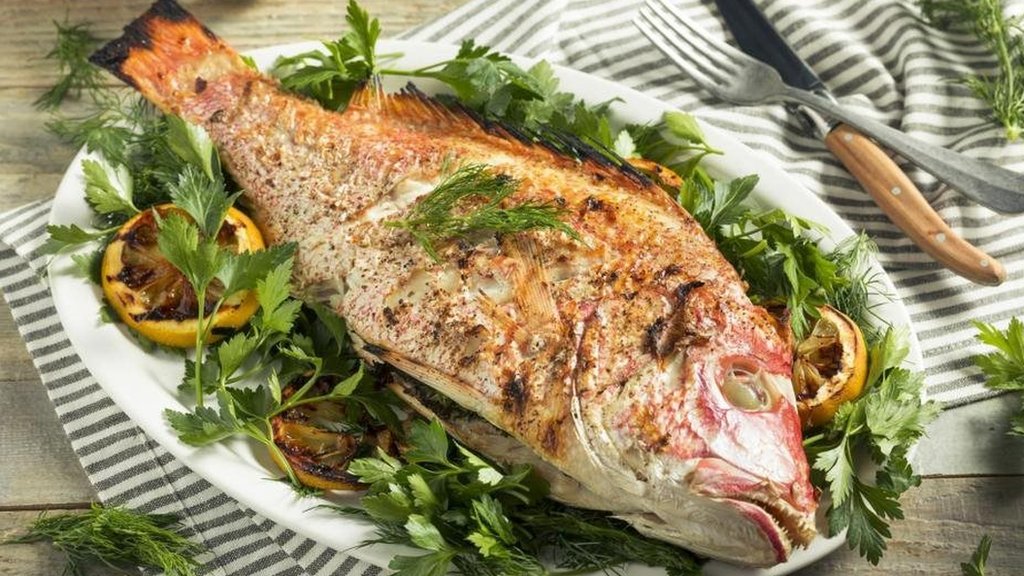 Ăn cá biển ngày càng dễ bị ngộ độc hơn - BBC News Tiếng Việt
