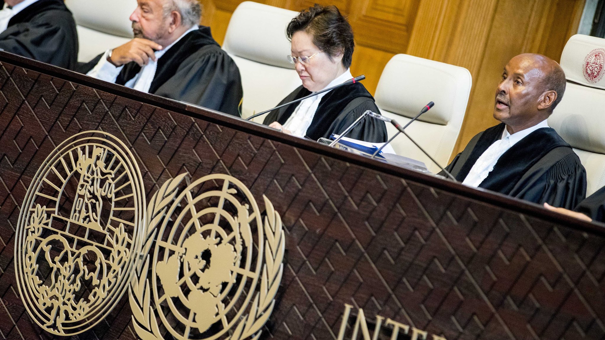 Дела суда оон. Международный суд ООН. МС ООН. Суд ООН В Гааге. Международный судья ООН.