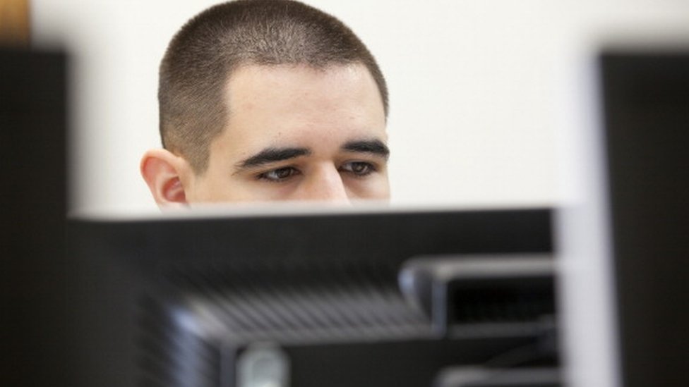 Open English consiguió "levantar US$2 millones en dos años". estudiante