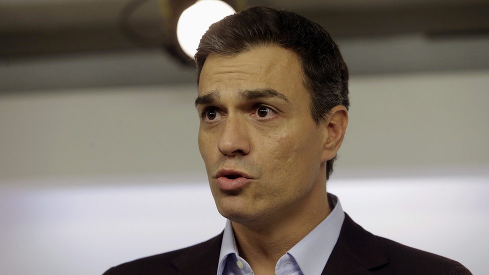 España: Pedro Sánchez renuncia a la dirección del PSOE y una comisión  definirá si viabiliza una nueva presidencia de Rajoy - BBC News Mundo