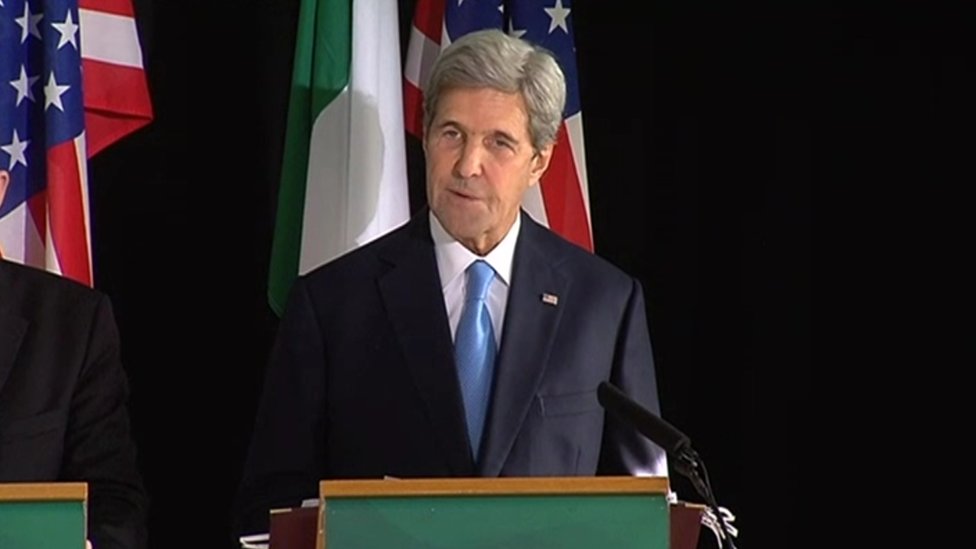 Госсекретарь США выступает в Типперэри, Ирландия