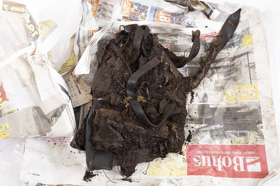 The disintegrating bag found by Arne Magnus Vabo