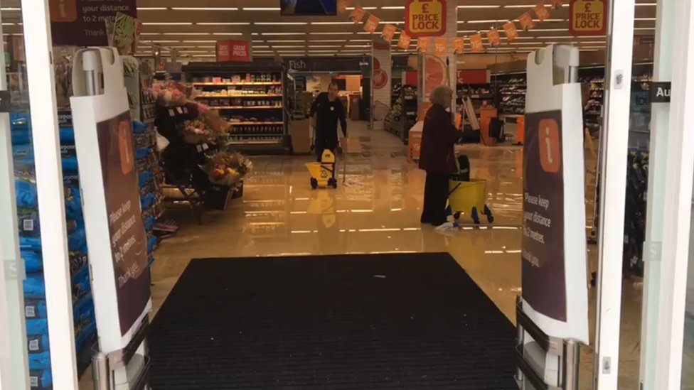 Затопленный Sainsbury's