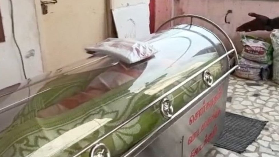 انڈیا: مردہ سمجھ کر سرد خانے میں رکھا جانے والا شخص انتقال کر گیا