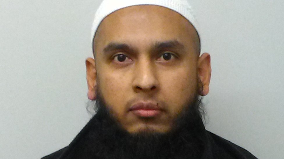 Shah Rahman: Terrorist sent back to jail over secret bank account