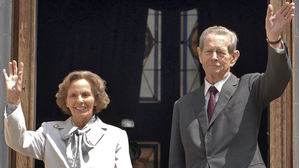 Фото из архива бывшего румынского короля Майкла и его жены Анны в 2008 году в замке Пелеш, Синая, Румыния