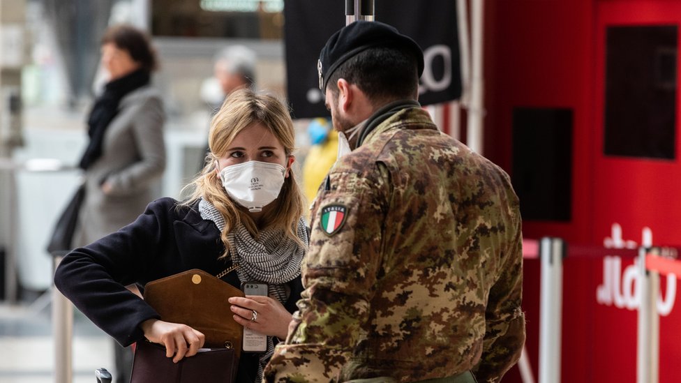 اتخذت السلطات الإيطالية إجراءات صارمة لمحاربة الفيروس