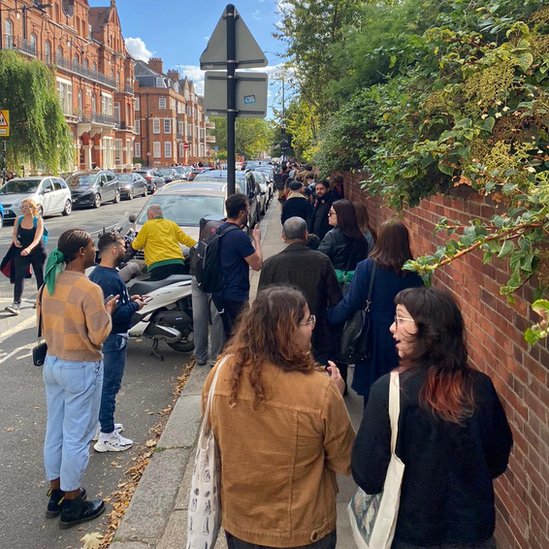 fila em Londres para votar