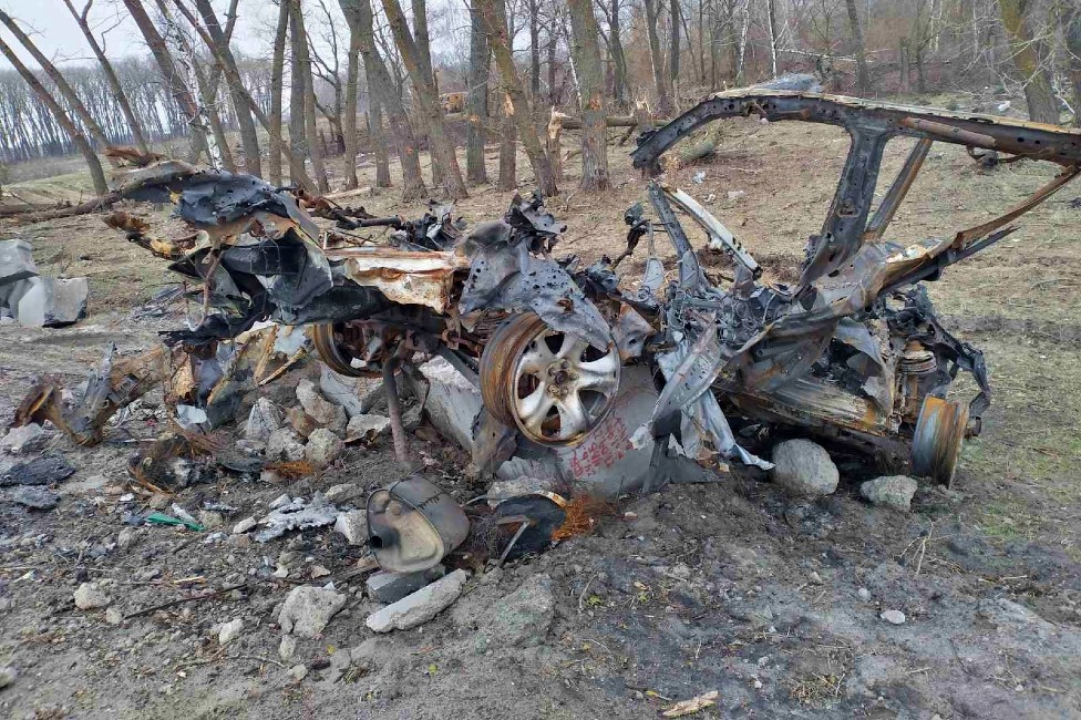 O carro queimado da família Kovalenko