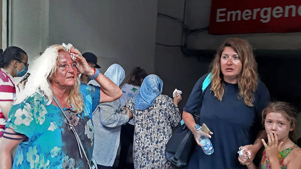 الصدمة في عيون سكان بيروت بعد الانفجار
